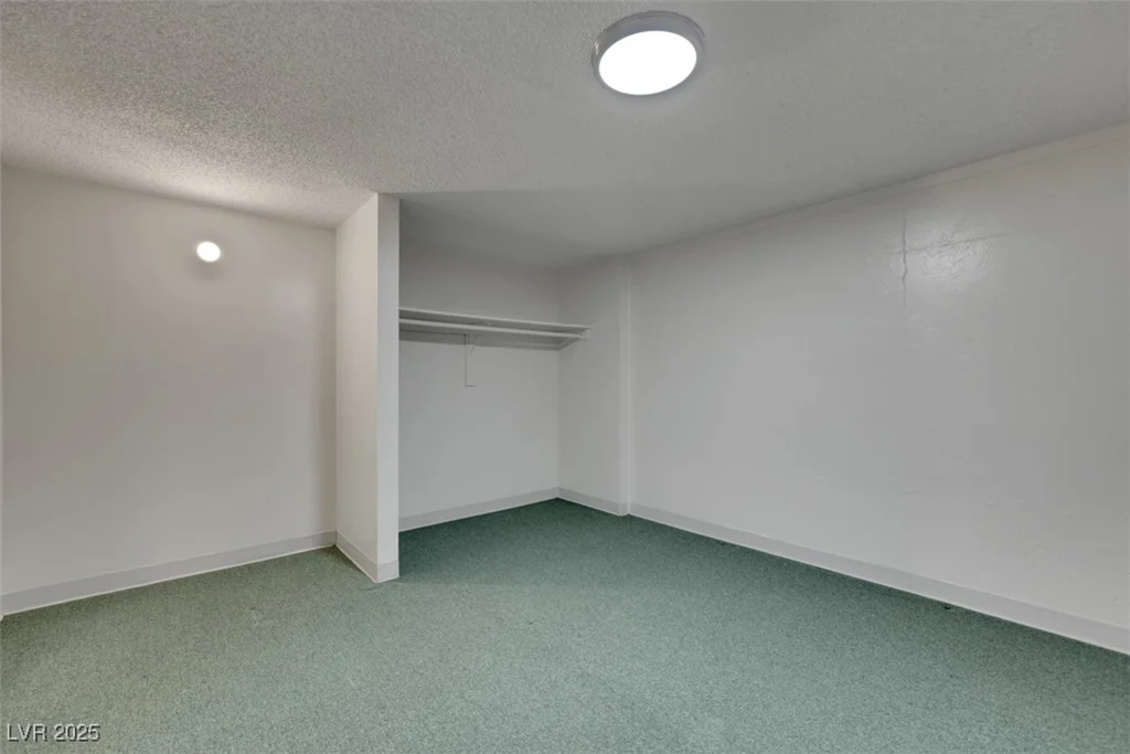 415 Emerald, Henderson, NV 89002