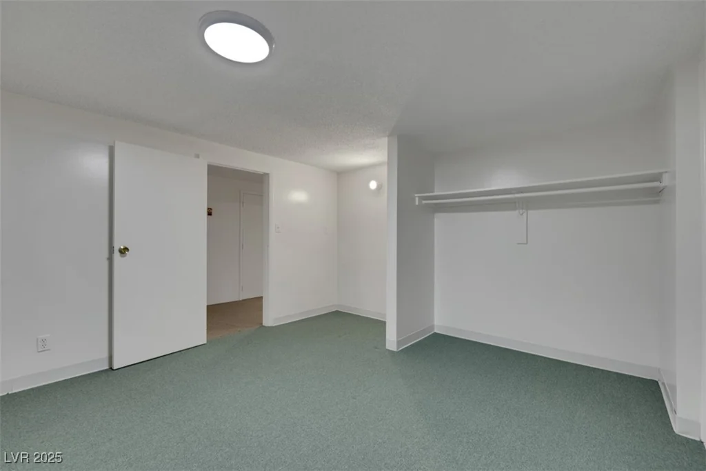 415 Emerald, Henderson, NV 89002