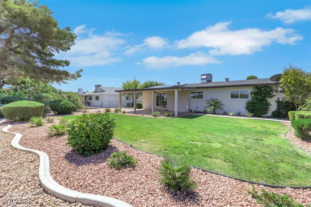 415 Emerald, Henderson, NV 89002