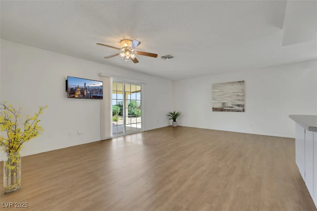 415 Emerald, Henderson, NV 89002