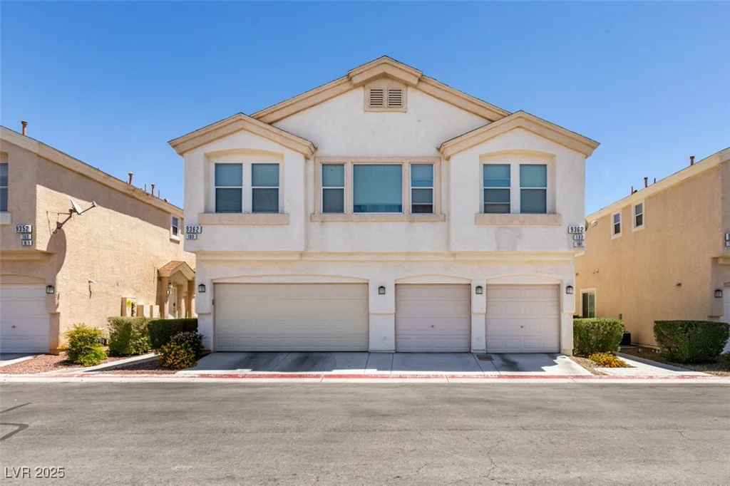 9362 Straw Hays, Las Vegas, NV 89178