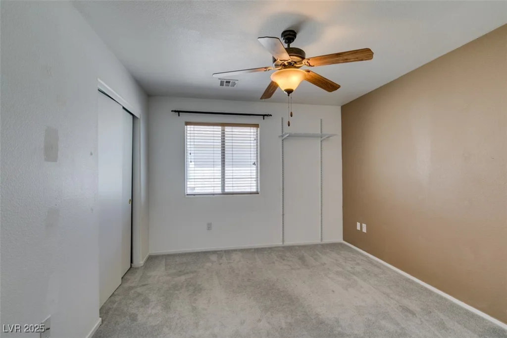 9362 Straw Hays, Las Vegas, NV 89178