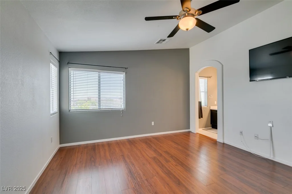 9362 Straw Hays, Las Vegas, NV 89178