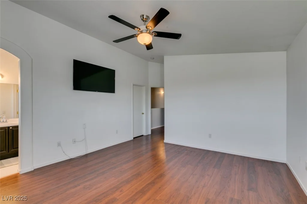9362 Straw Hays, Las Vegas, NV 89178