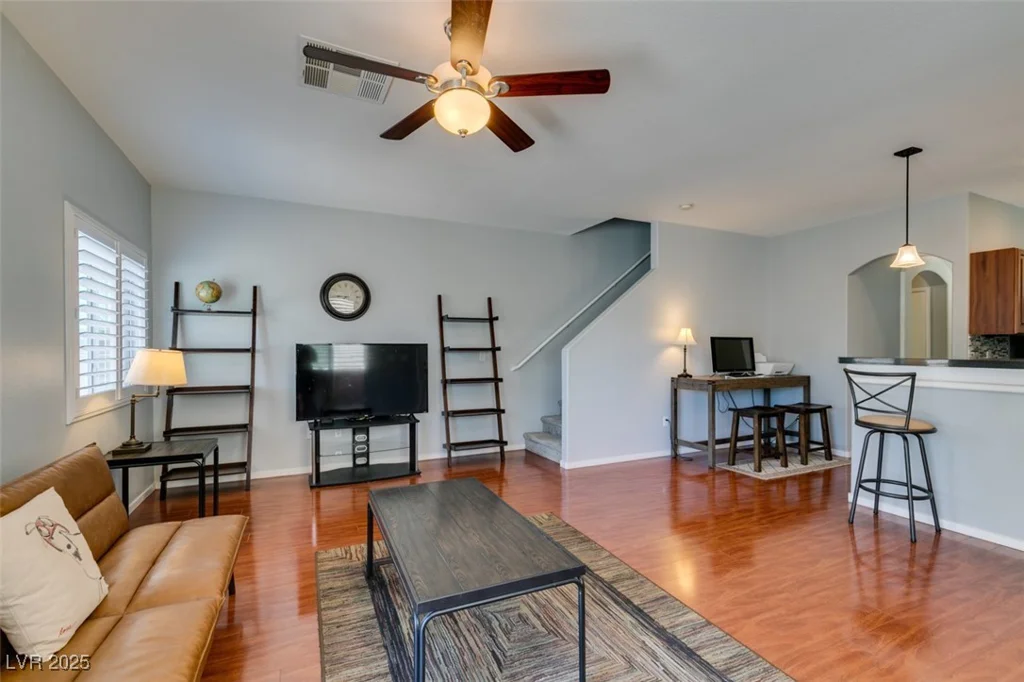 9362 Straw Hays, Las Vegas, NV 89178