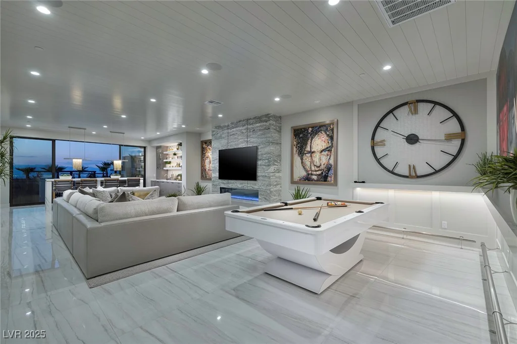 523 Overlook Rim, Henderson, NV 89012