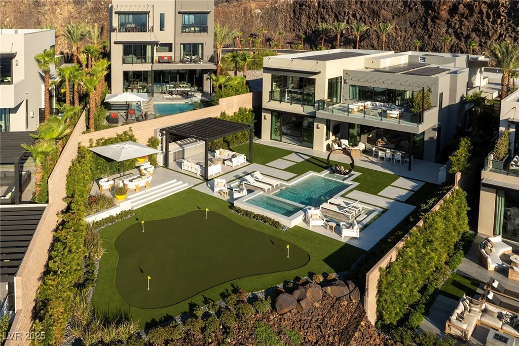 523 Overlook Rim, Henderson, NV 89012