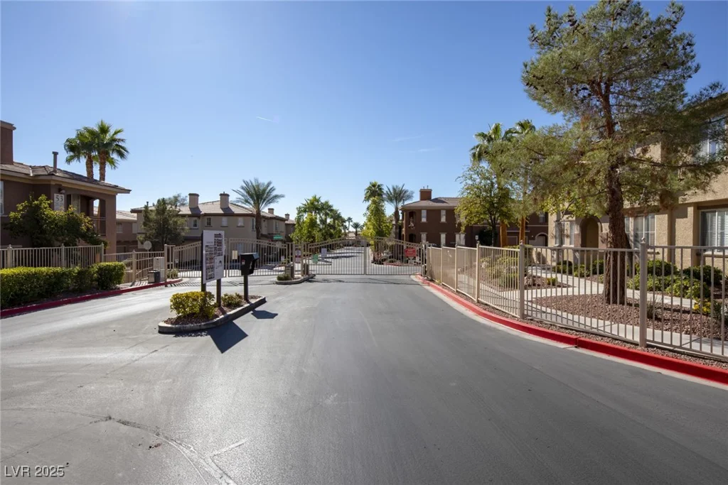 10291 Delta View, Las Vegas, NV 89129