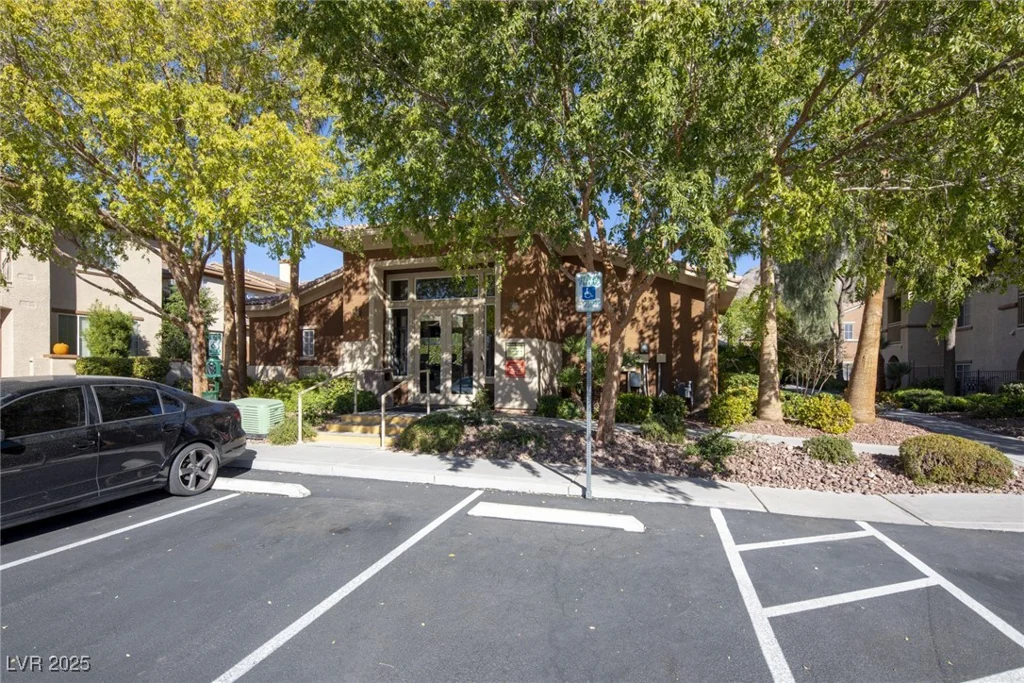 10291 Delta View, Las Vegas, NV 89129