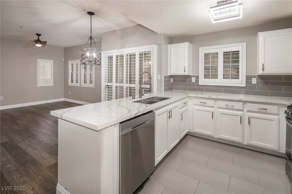 10291 Delta View, Las Vegas, NV 89129