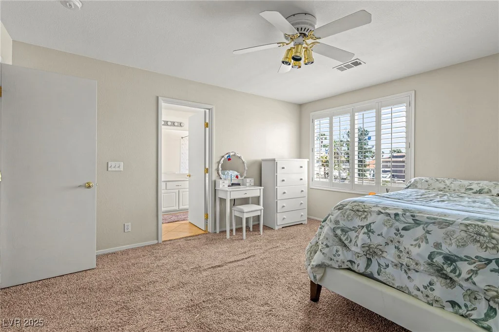 2080 Silver Breeze, Las Vegas, NV 89183