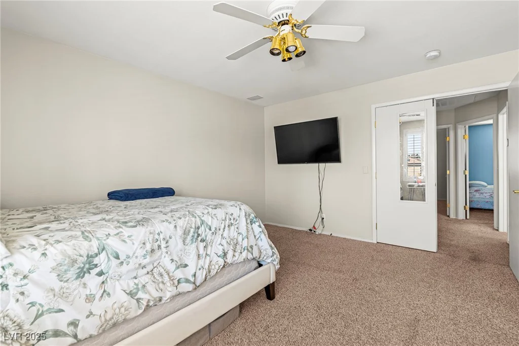 2080 Silver Breeze, Las Vegas, NV 89183