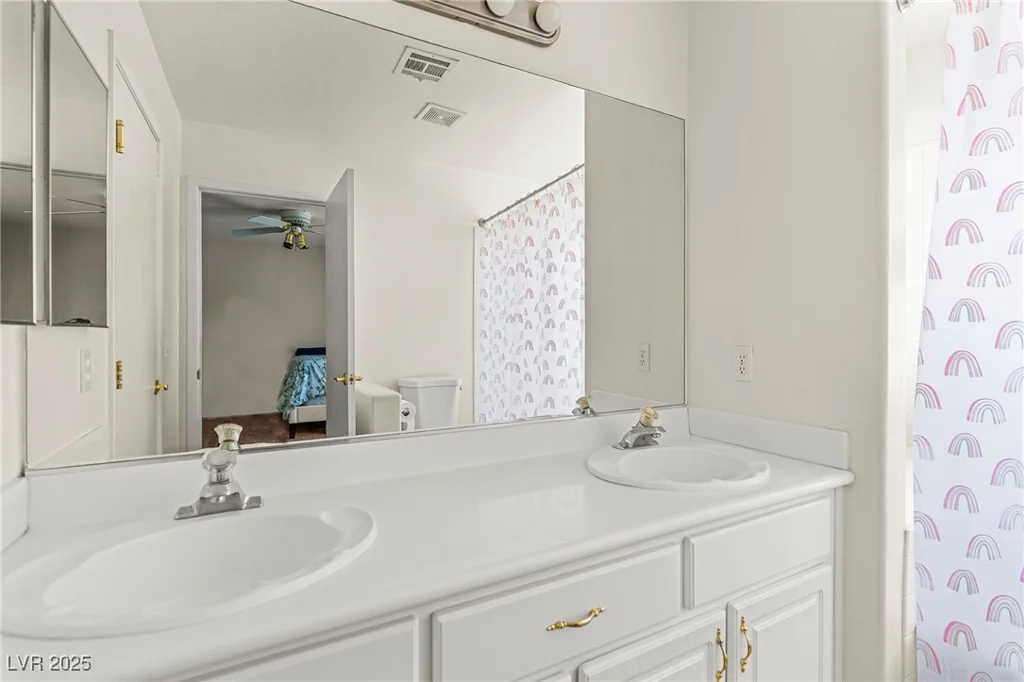 2080 Silver Breeze, Las Vegas, NV 89183