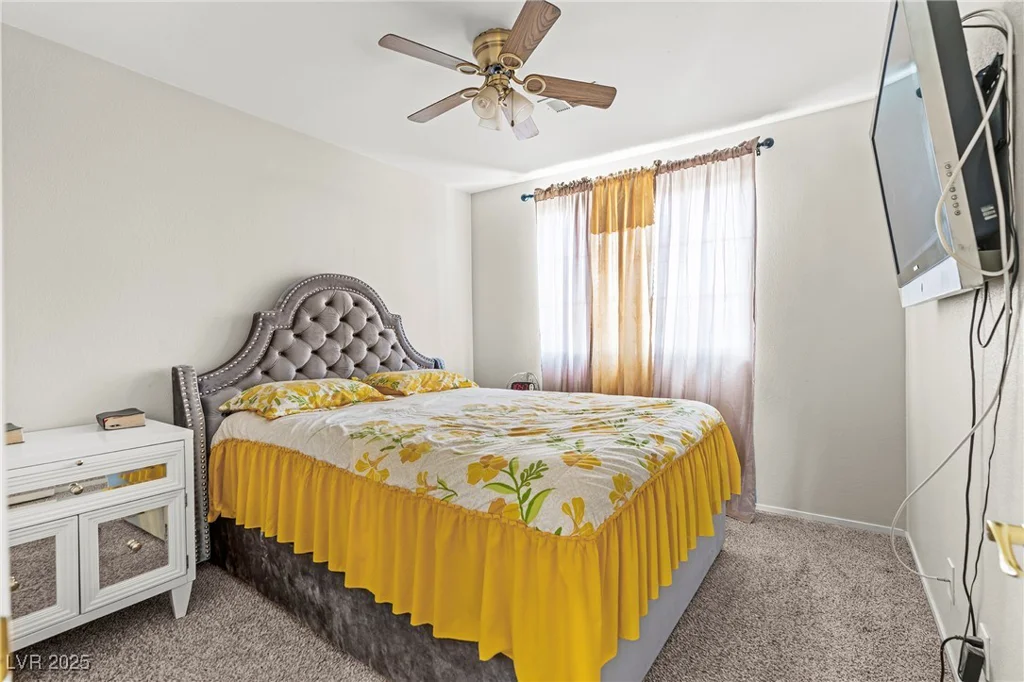 2080 Silver Breeze, Las Vegas, NV 89183