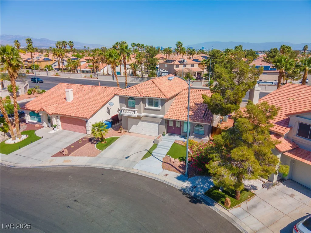 2080 Silver Breeze, Las Vegas, NV 89183