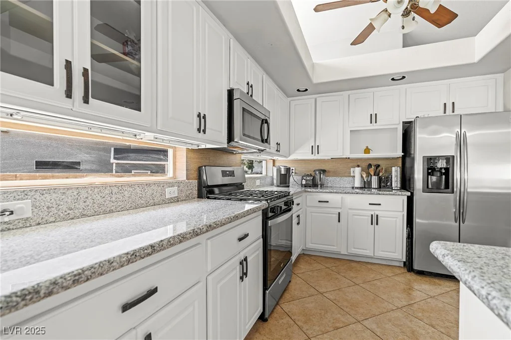 2080 Silver Breeze, Las Vegas, NV 89183