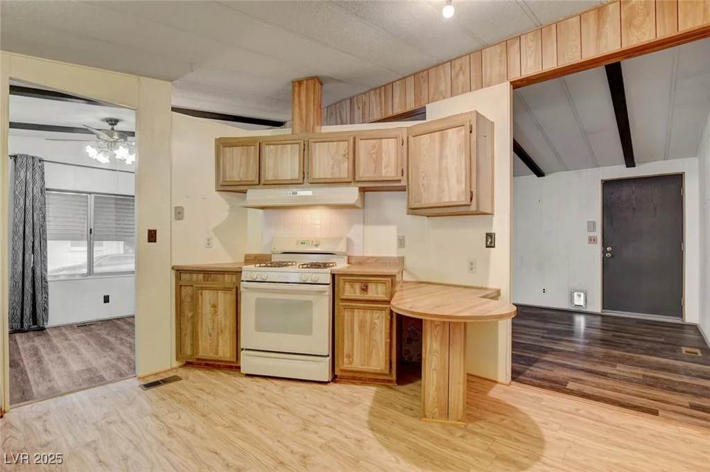 3418 Gulf Shores, Las Vegas, NV 89122