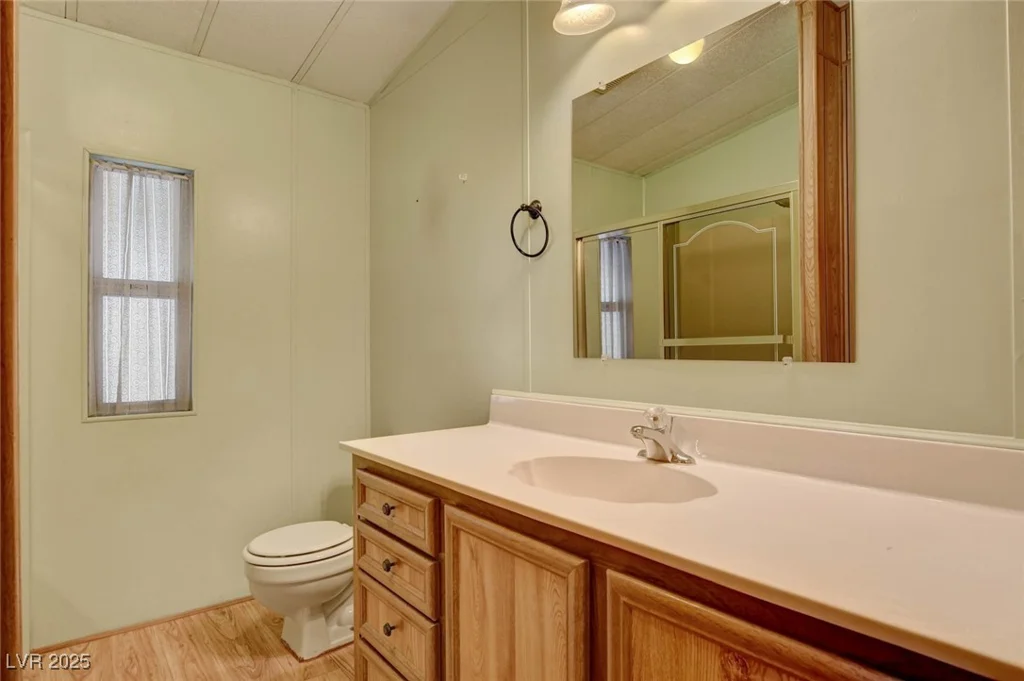 3418 Gulf Shores, Las Vegas, NV 89122