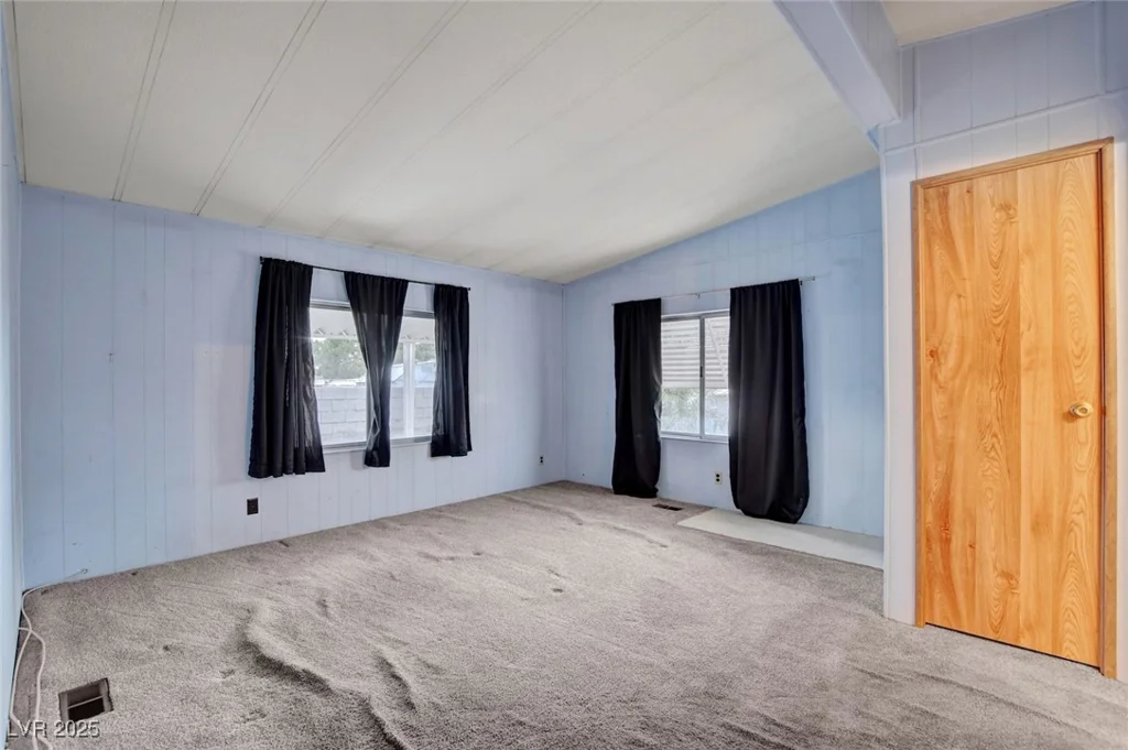 3418 Gulf Shores, Las Vegas, NV 89122