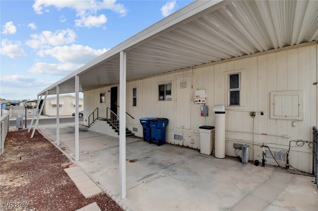 3418 Gulf Shores, Las Vegas, NV 89122