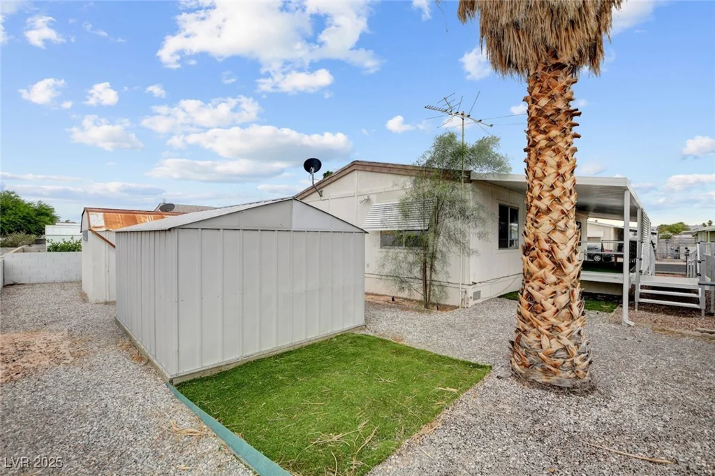 3418 Gulf Shores, Las Vegas, NV 89122