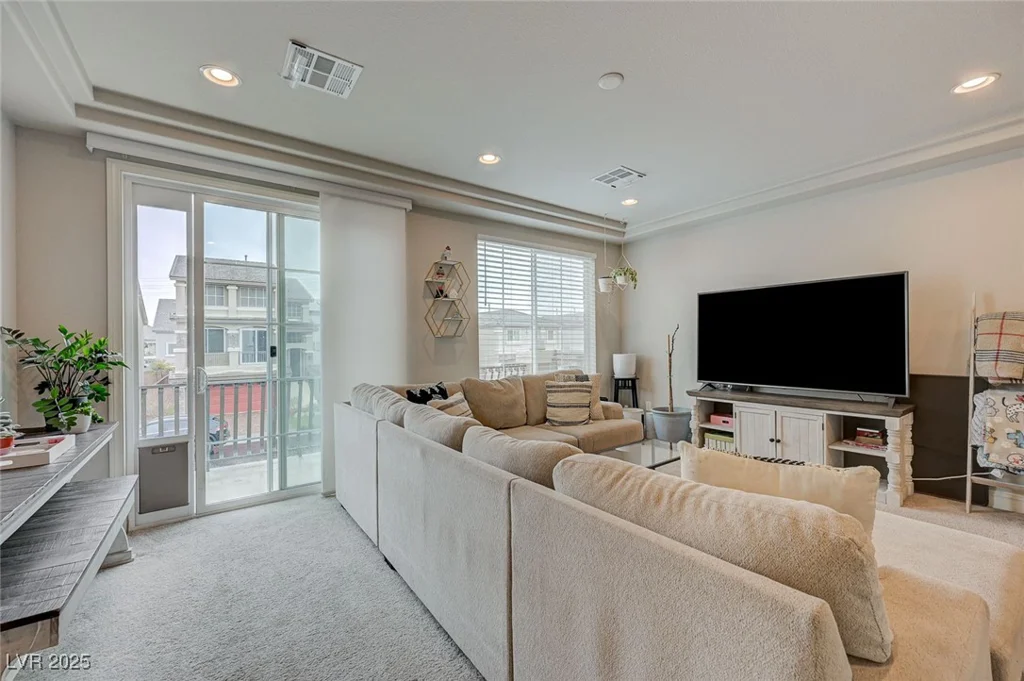 9835 Fox Estate, Las Vegas, NV 89141