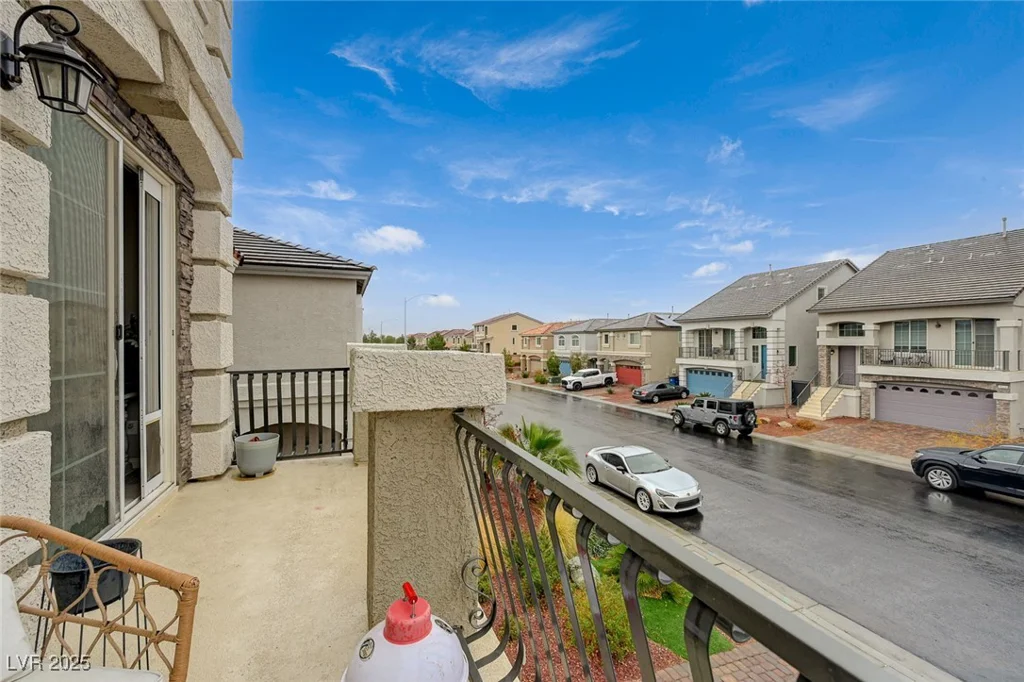 9835 Fox Estate, Las Vegas, NV 89141