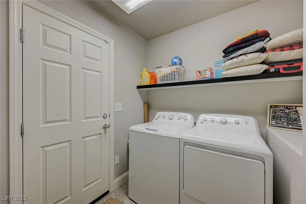 9835 Fox Estate, Las Vegas, NV 89141
