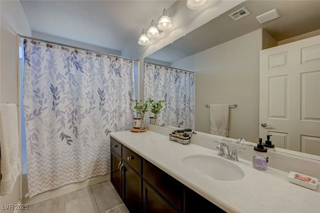 9835 Fox Estate, Las Vegas, NV 89141