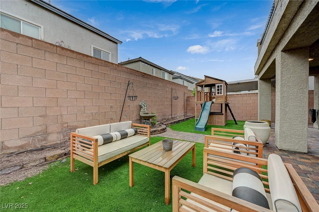 9835 Fox Estate, Las Vegas, NV 89141
