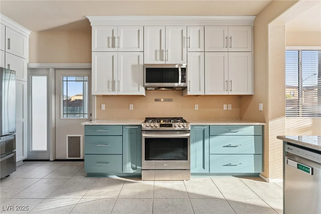 6804 Tropicaire, Las Vegas, NV 89149