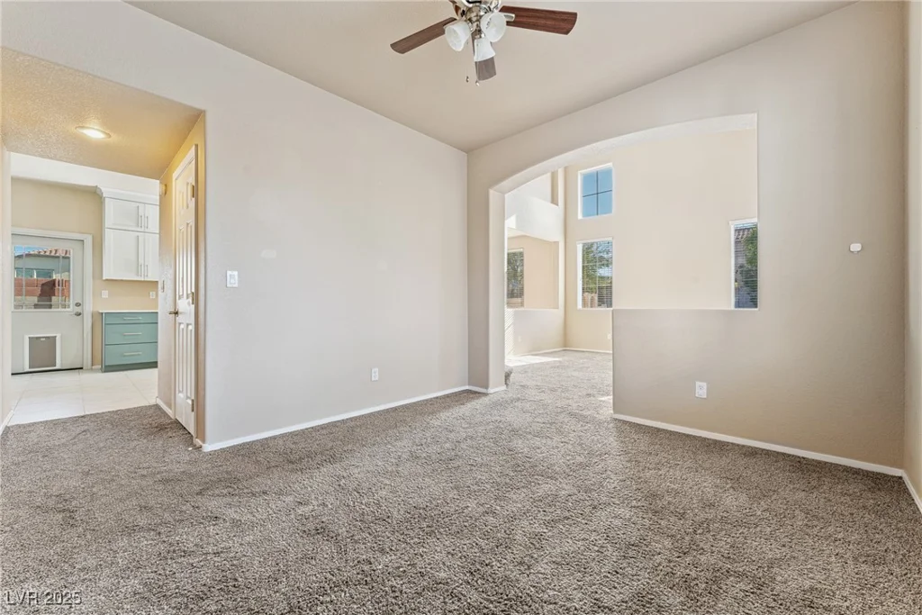 6804 Tropicaire, Las Vegas, NV 89149