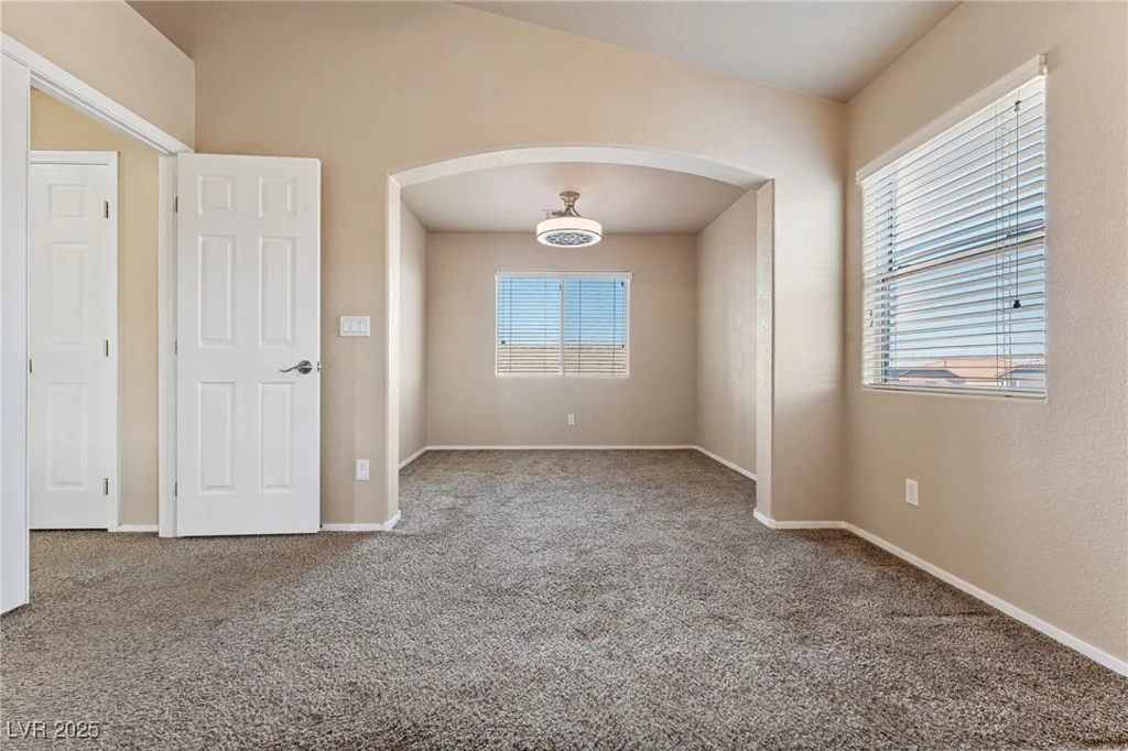 6804 Tropicaire, Las Vegas, NV 89149