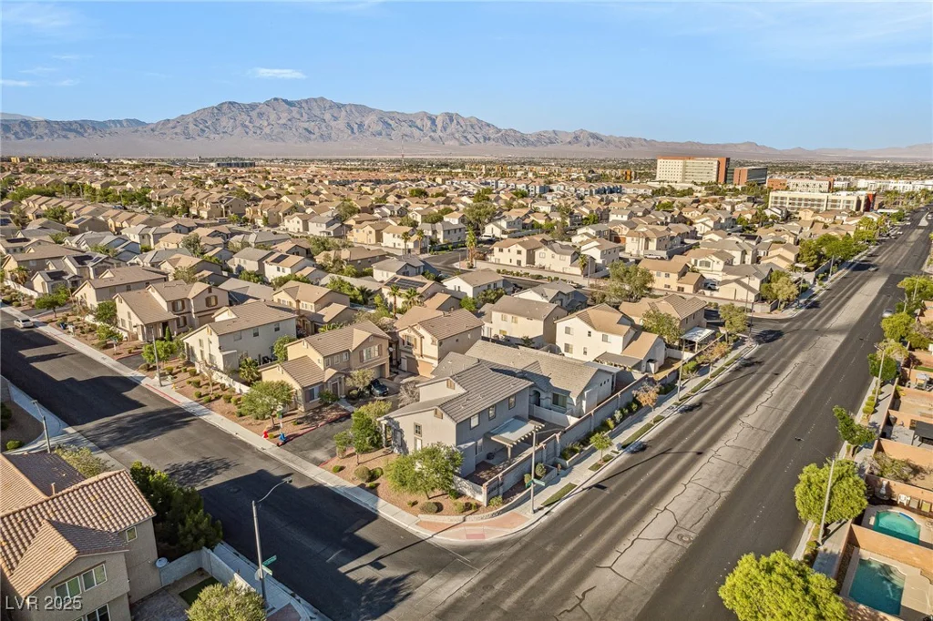 6804 Tropicaire, Las Vegas, NV 89149