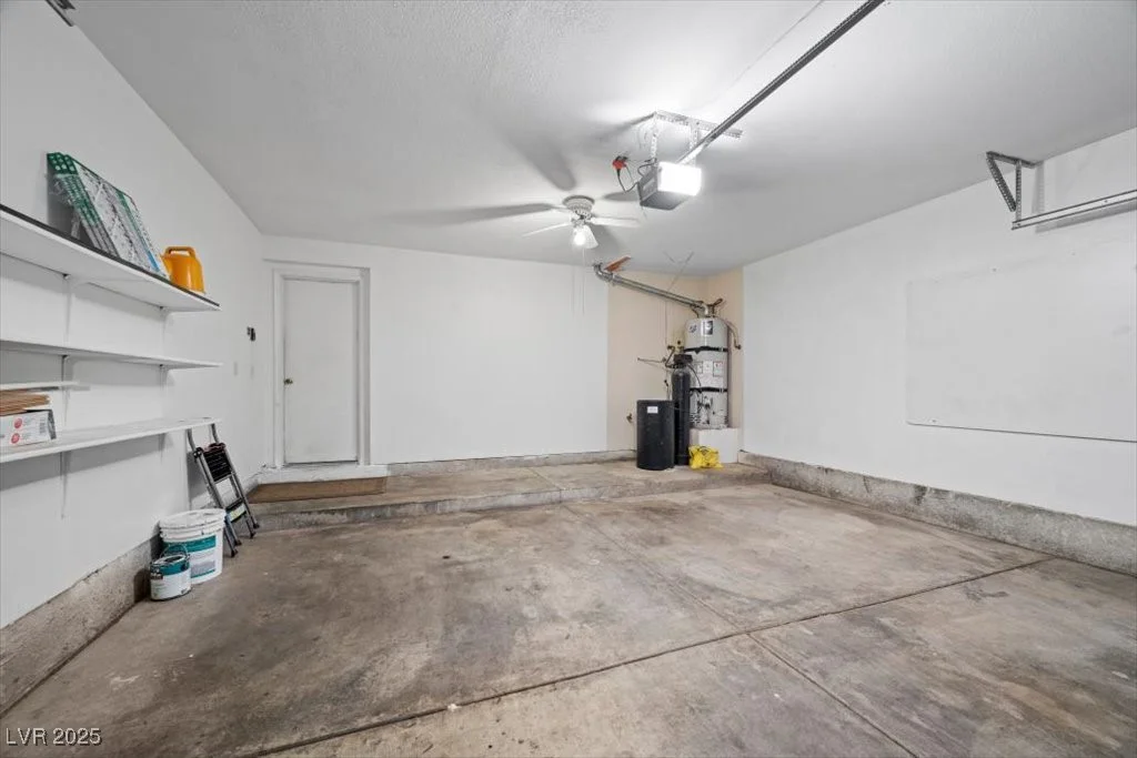 2995 Sunset, Las Vegas, NV 89120
