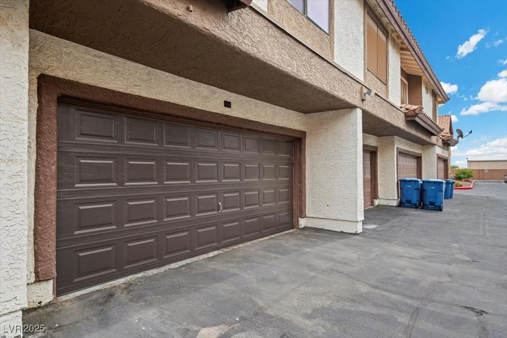 2995 Sunset, Las Vegas, NV 89120