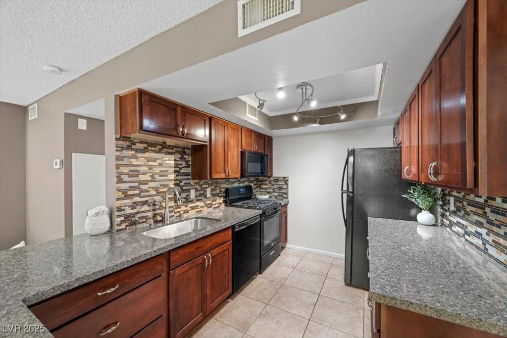2995 Sunset, Las Vegas, NV 89120
