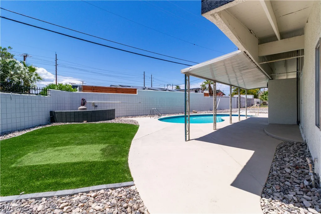3647 Ottawa, Las Vegas, NV 89169