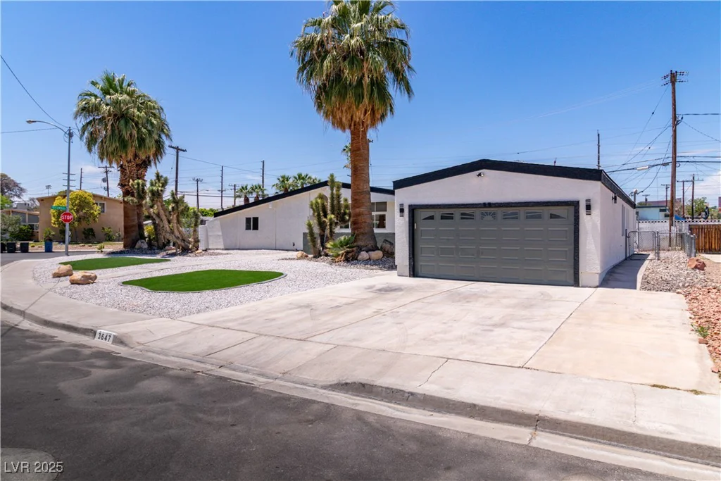 3647 Ottawa, Las Vegas, NV 89169
