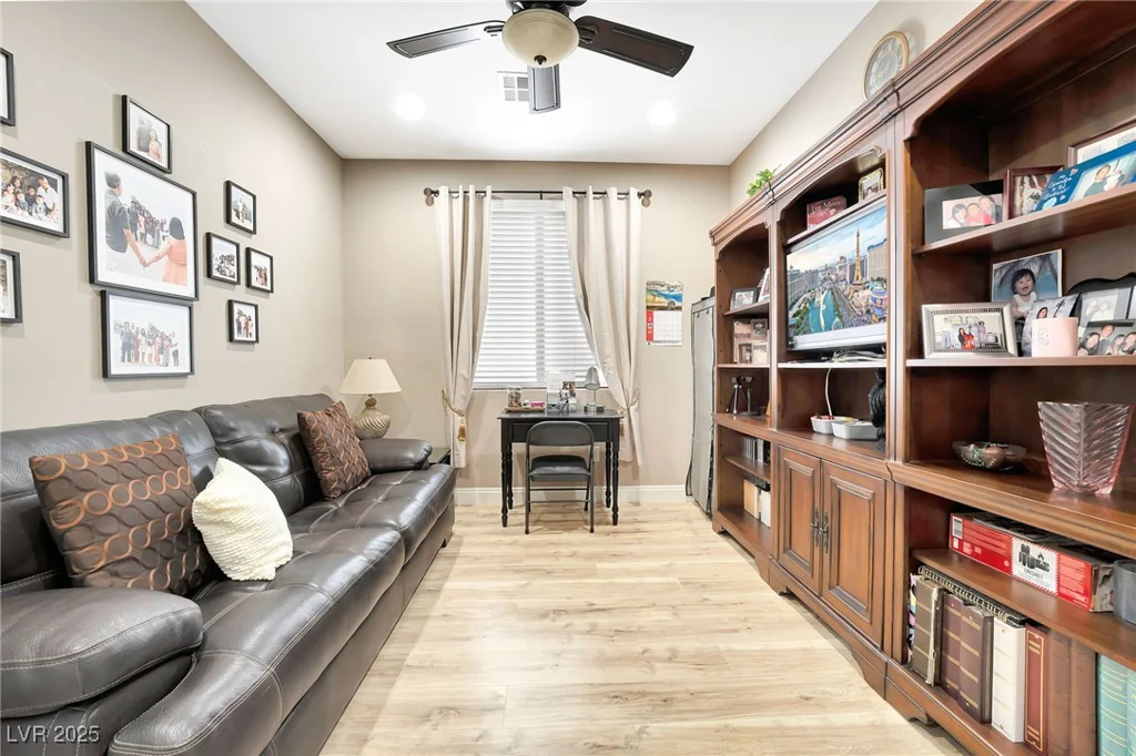 10247 Jamapa, Las Vegas, NV 89178