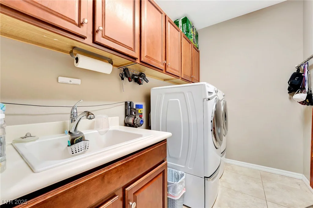 10247 Jamapa, Las Vegas, NV 89178