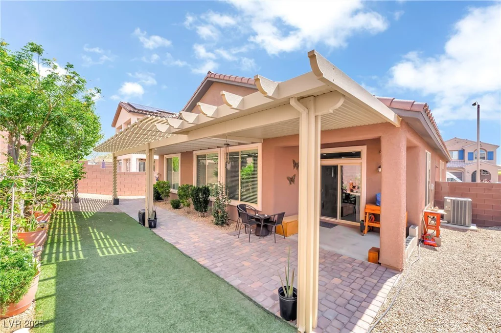 10247 Jamapa, Las Vegas, NV 89178