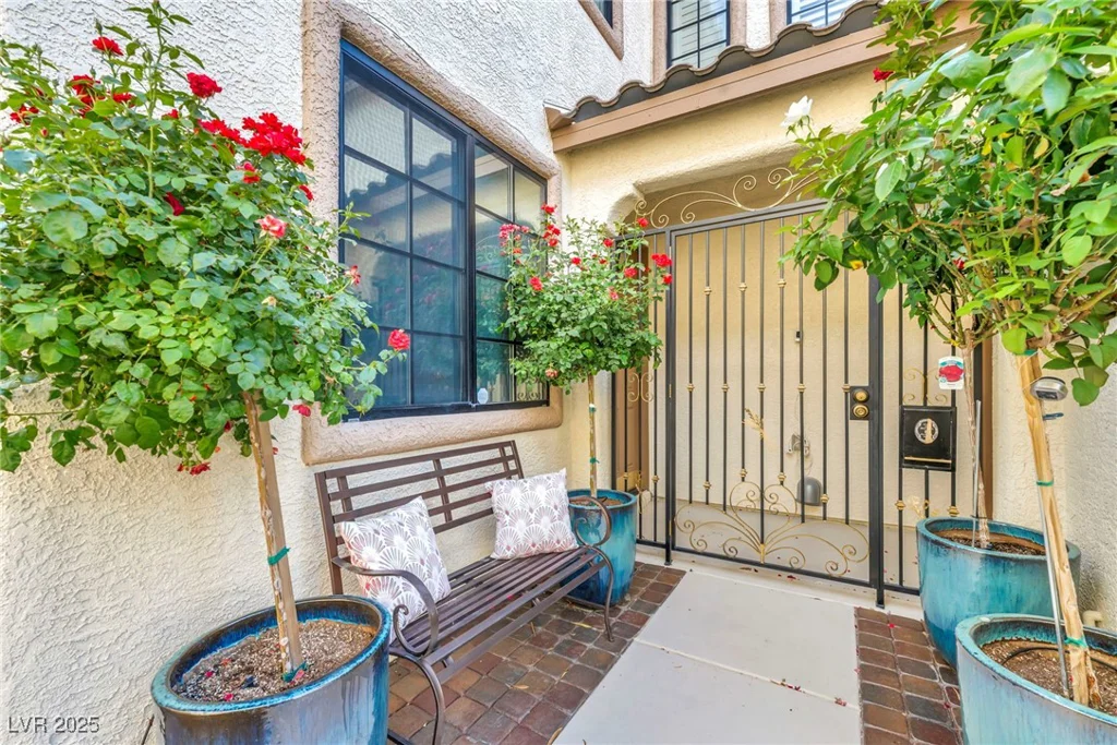 5553 Coral Gate, Las Vegas, NV 89148