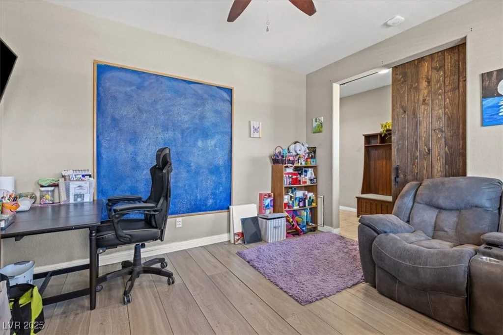 8925 Kenzie Cove, Las Vegas, NV 89131