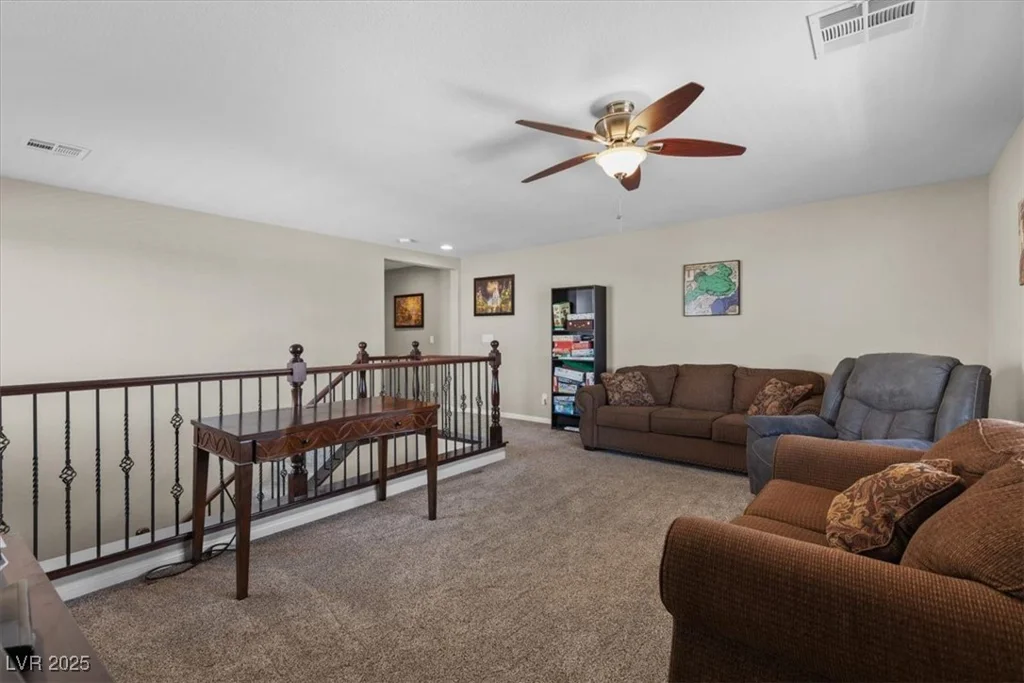 8925 Kenzie Cove, Las Vegas, NV 89131