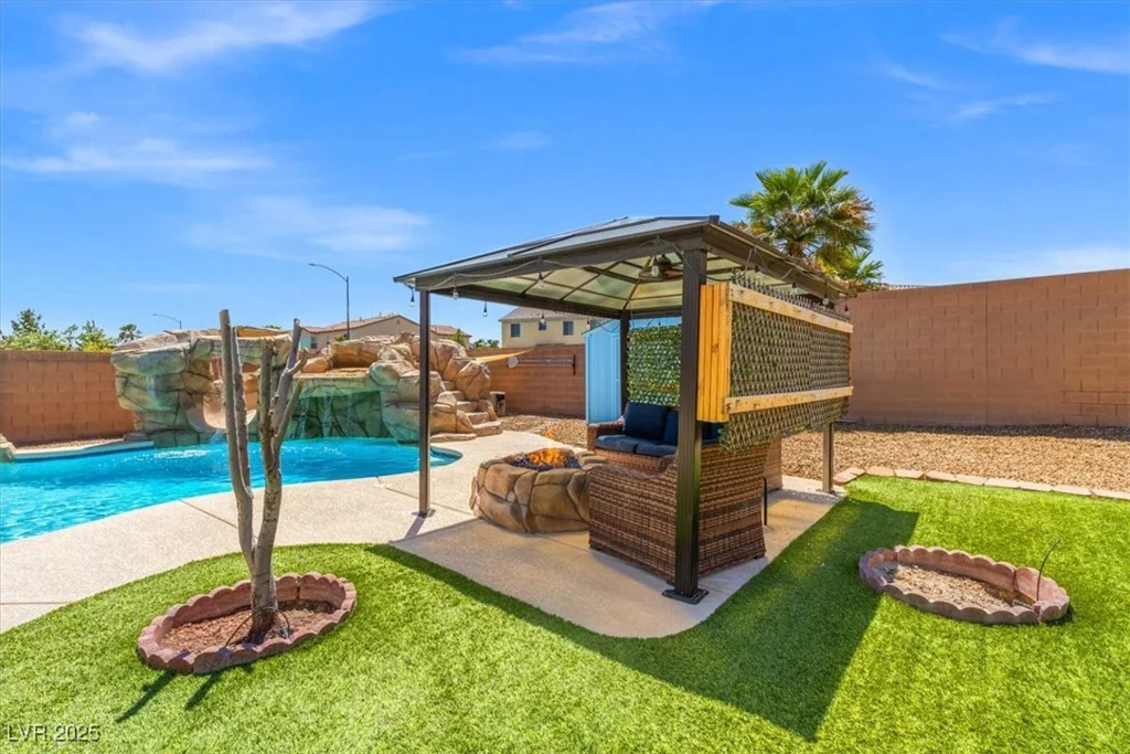 8925 Kenzie Cove, Las Vegas, NV 89131