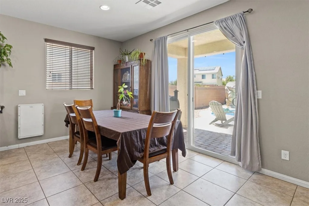 8925 Kenzie Cove, Las Vegas, NV 89131