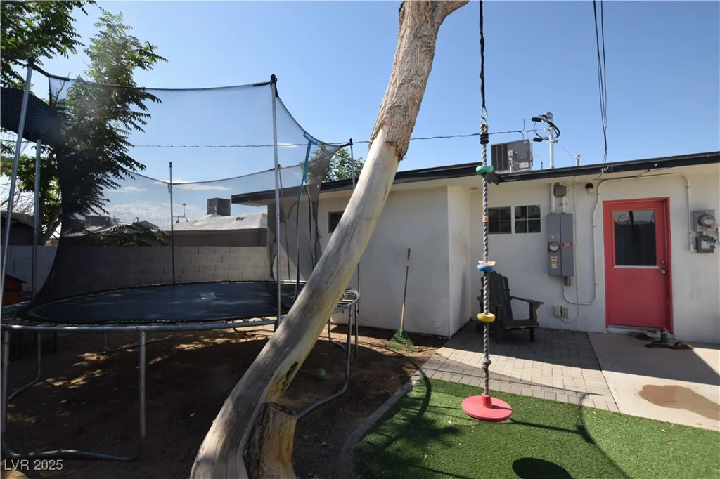 109 Ash, Henderson, NV 89015