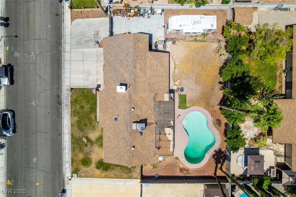 6710 Rocking Horse, Las Vegas, NV 89108