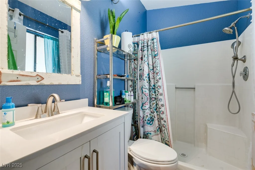 6710 Rocking Horse, Las Vegas, NV 89108